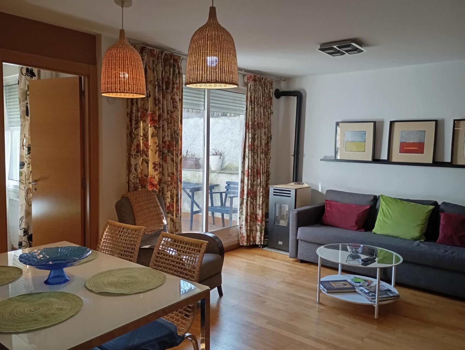 Apartamentos El Camino 비야프랑카델비에르소 외부 사진